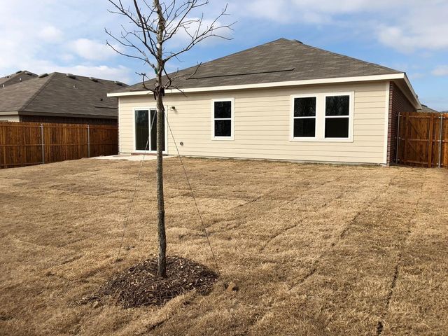 718 Windsor Court, Lavon, TX 75166