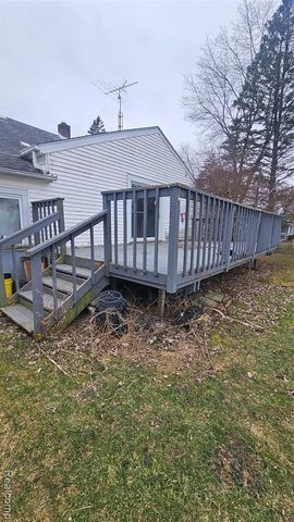 1131 Linus Street, Grand Blanc, MI 48507