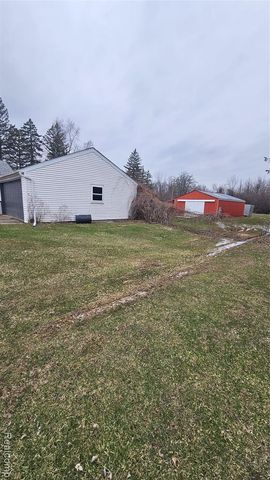 1131 Linus Street, Grand Blanc, MI 48507