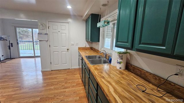 1131 Linus Street, Grand Blanc, MI 48507