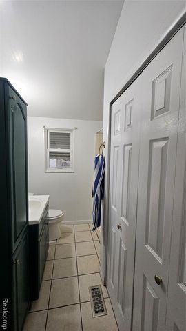 1131 Linus Street, Grand Blanc, MI 48507