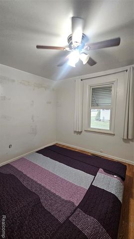 1131 Linus Street, Grand Blanc, MI 48507