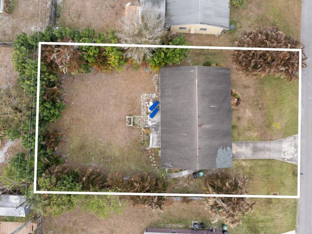 464 SE Asbury Lane, Port St. Lucie, Port St Lucie, FL 34983