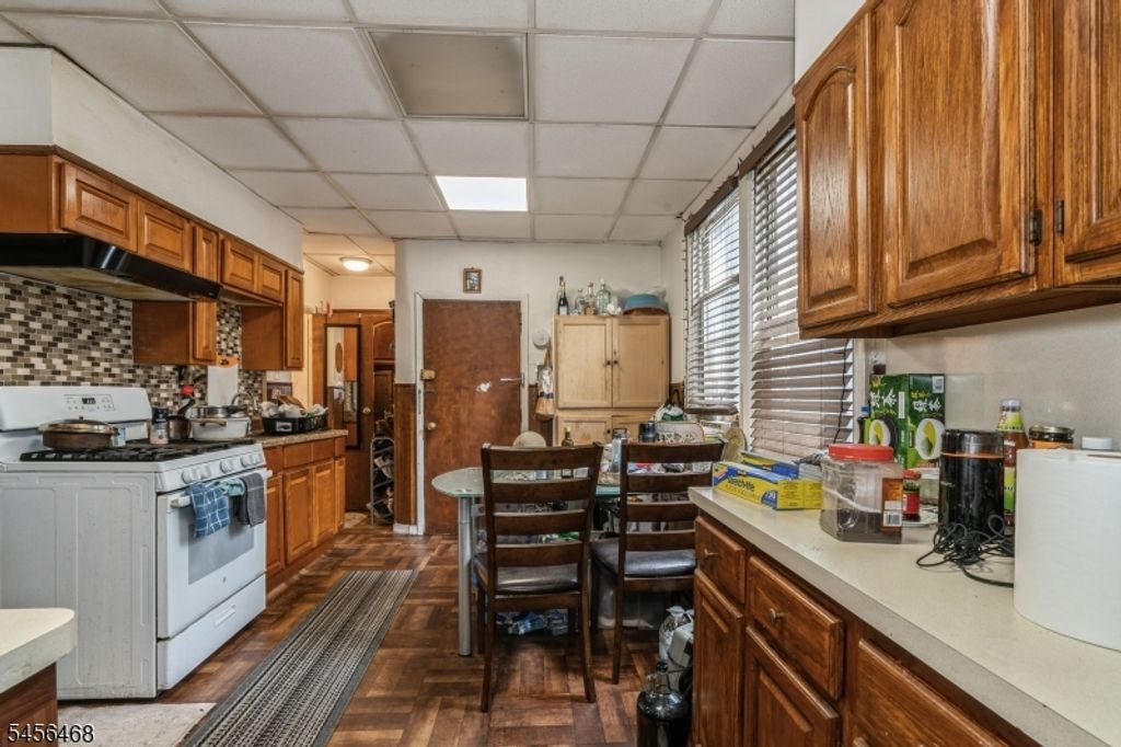 25 Greenville Ave, Jersey City, NJ 07305 — photo 5