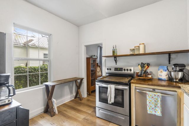 1226 East Scott Street, Springfield, MO 65802