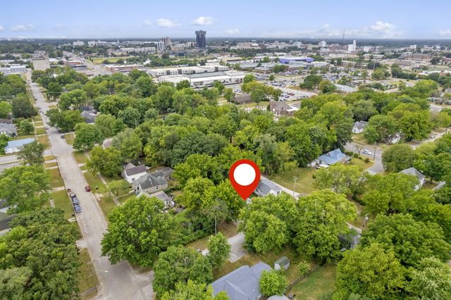 1226 East Scott Street, Springfield, MO 65802