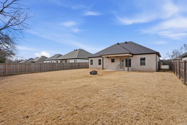 18 CLOVER LEAF, Greenbrier, AR 72058