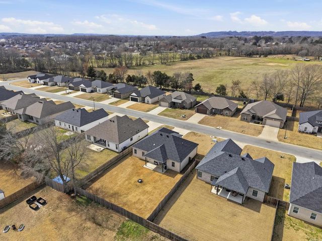 18 CLOVER LEAF, Greenbrier, AR 72058