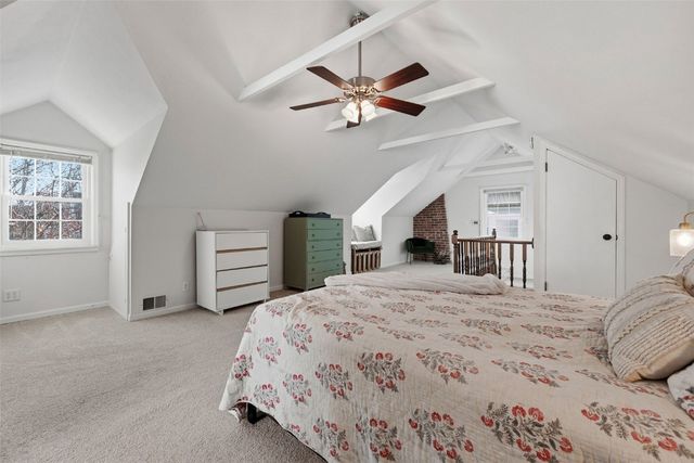 1609 Wildwood Drive NE, Cedar Rapids, IA 52402