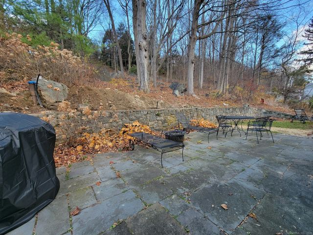 4 Candlewood Knolls Road, New Fairfield, CT 06812