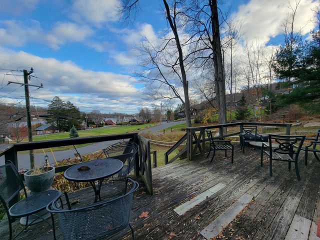 4 Candlewood Knolls Road, New Fairfield, CT 06812