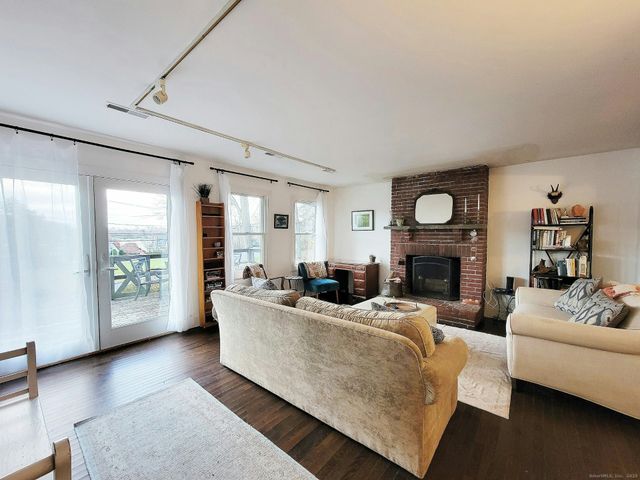 4 Candlewood Knolls Road, New Fairfield, CT 06812