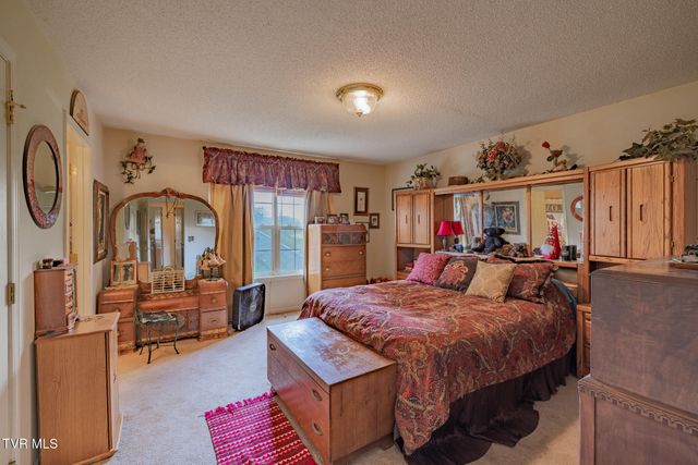 609 Alfalfa Lane, Jonesborough, TN 37659