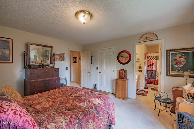 609 Alfalfa Lane, Jonesborough, TN 37659