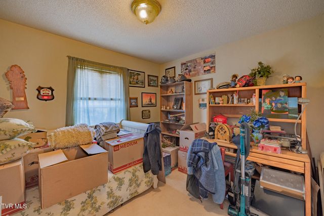 609 Alfalfa Lane, Jonesborough, TN 37659