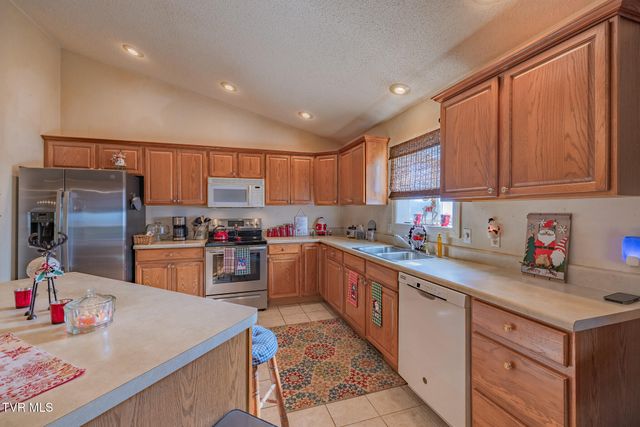 609 Alfalfa Lane, Jonesborough, TN 37659