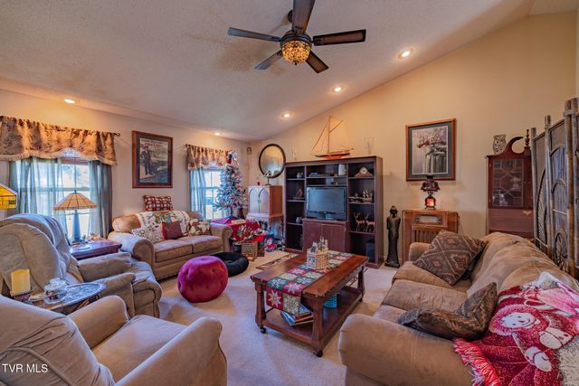 609 Alfalfa Lane, Jonesborough, TN 37659