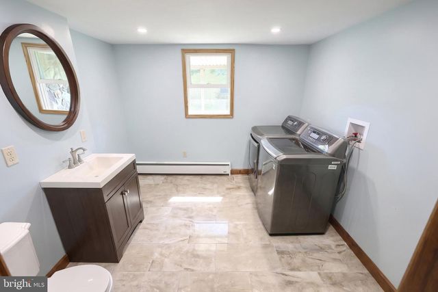 124 STULTZ RD, Fairfield, PA 17320
