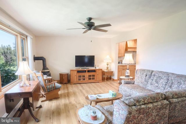 124 STULTZ RD, Fairfield, PA 17320