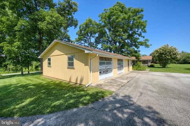 124 STULTZ RD, Fairfield, PA 17320