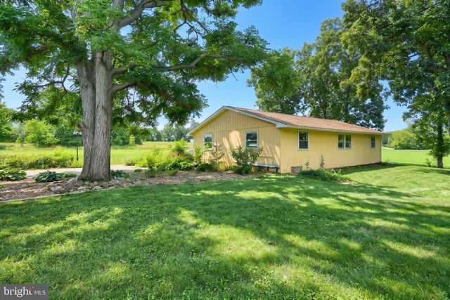 124 STULTZ RD, Fairfield, PA 17320