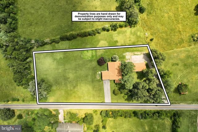 124 STULTZ RD, Fairfield, PA 17320