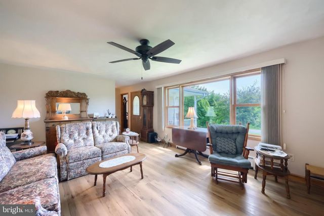 124 STULTZ RD, Fairfield, PA 17320