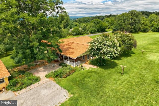 124 STULTZ RD, Fairfield, PA 17320