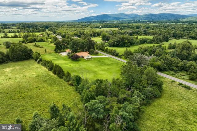 124 STULTZ RD, Fairfield, PA 17320