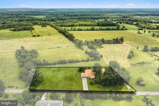 124 STULTZ RD, Fairfield, PA 17320