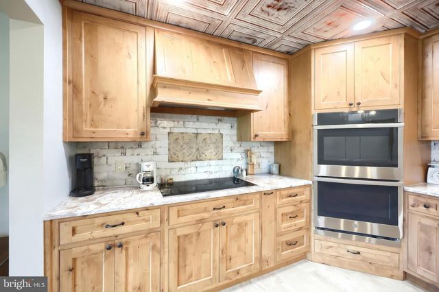 124 STULTZ RD, Fairfield, PA 17320