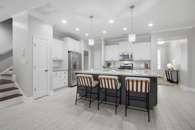 2069 Kings Gate Lane, Mount Pleasant, SC 29466
