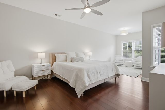 2069 Kings Gate Lane, Mount Pleasant, SC 29466
