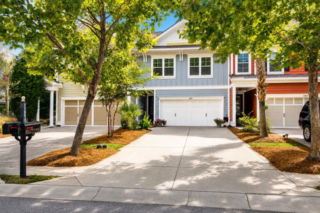 2069 Kings Gate Lane, Mount Pleasant, SC 29466