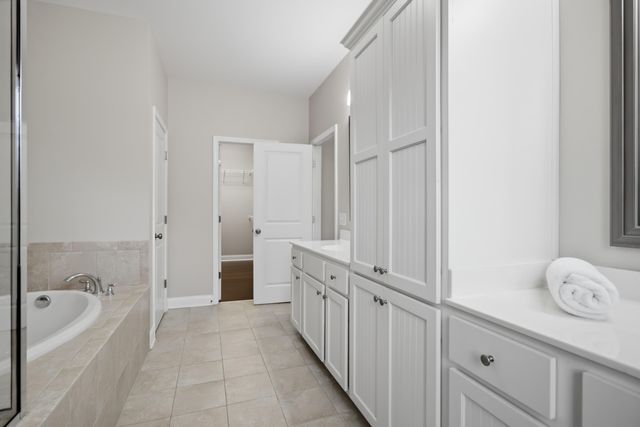 2069 Kings Gate Lane, Mount Pleasant, SC 29466
