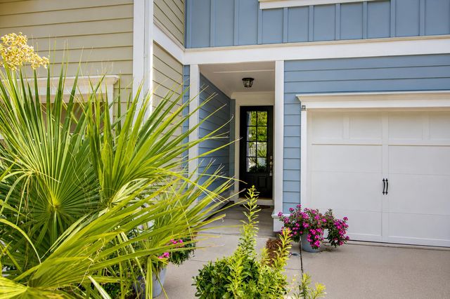 2069 Kings Gate Lane, Mount Pleasant, SC 29466