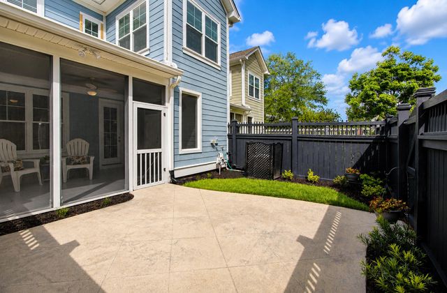 2069 Kings Gate Lane, Mount Pleasant, SC 29466