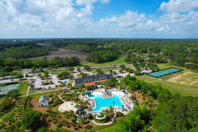 2069 Kings Gate Lane, Mount Pleasant, SC 29466