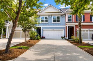 2069 Kings Gate Lane, Mount Pleasant, SC 29466