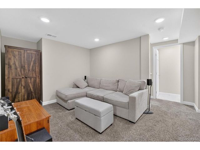 4140 S Evanston Cir E, Aurora, CO 80014