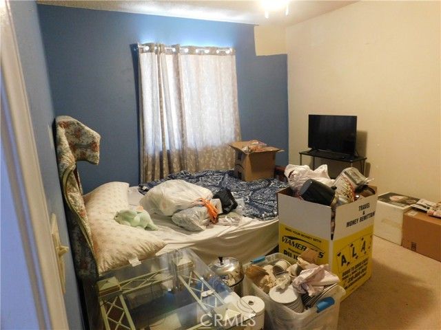 8372 Dogwood Avenue, California City, CA 93505