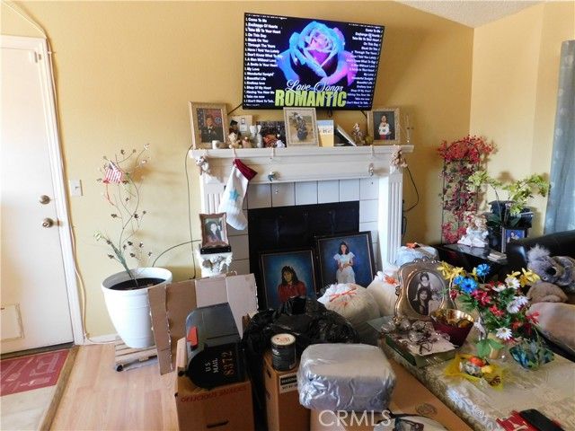 8372 Dogwood Avenue, California City, CA 93505