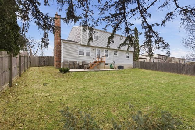 127 Dorando, Salina, NY 13090