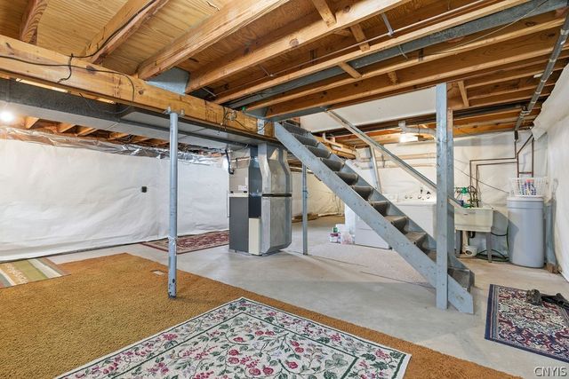 127 Dorando, Salina, NY 13090