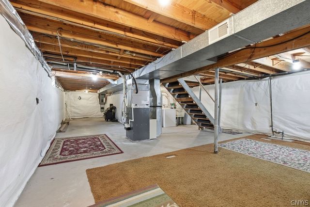 127 Dorando, Salina, NY 13090