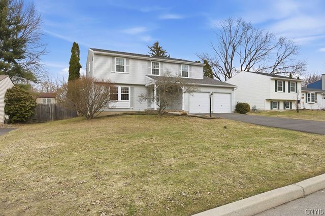 127 Dorando, Salina, NY 13090