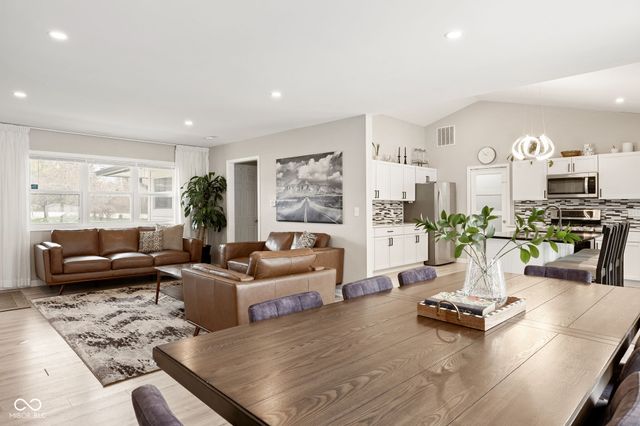 8452 W 87th Street, Indianapolis, IN 46278