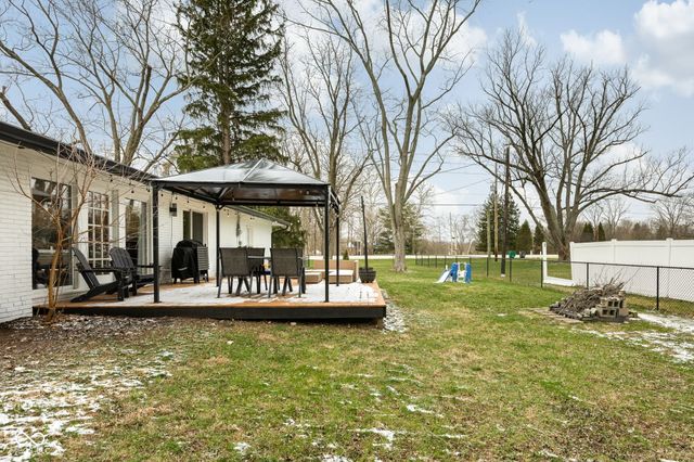 8452 W 87th Street, Indianapolis, IN 46278