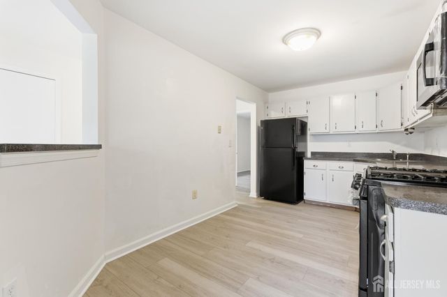 405 Plymouth Road, North Brunswick, NJ 08902