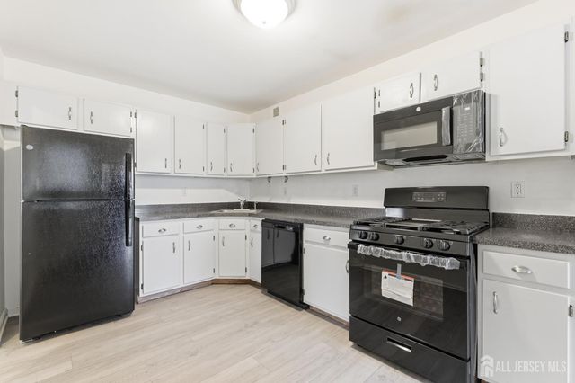 405 Plymouth Road, North Brunswick, NJ 08902